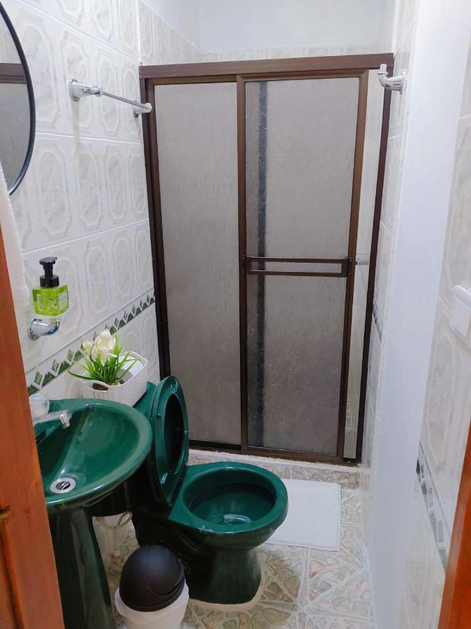 Habitacion Privada En Jardin Cerca Al Parque Ξενοδοχείο Εξωτερικό φωτογραφία